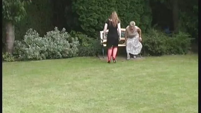 Erstaunliche 3-Wege zwischen drei reife frauen sexfilme super gestapelten Mädchen!!