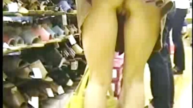 Rin Satomi verlockend japanisch babe mature reife porn genießt zwei
