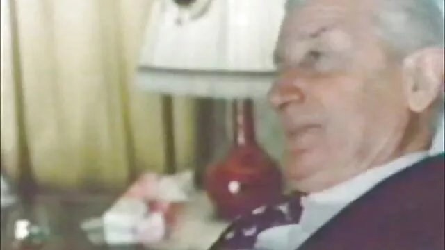 Busty Giulietta Masturbieren reife schlampen porn
